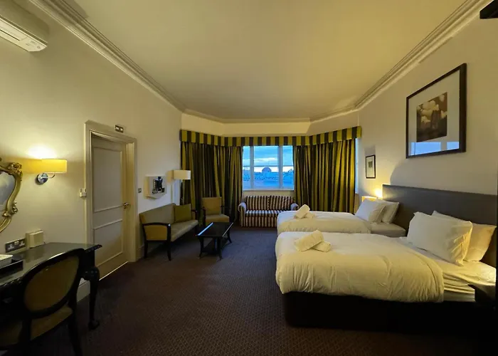H & G Hotel Opposite Windsor Castle